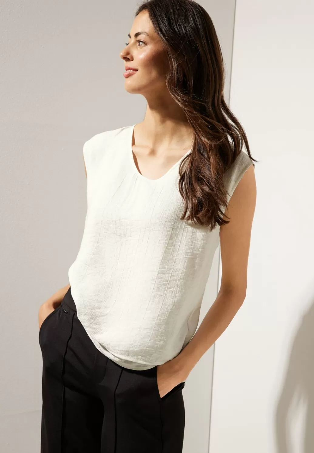 Street One Top Mit V-Ausschnitt^Damen Armellose Blusen